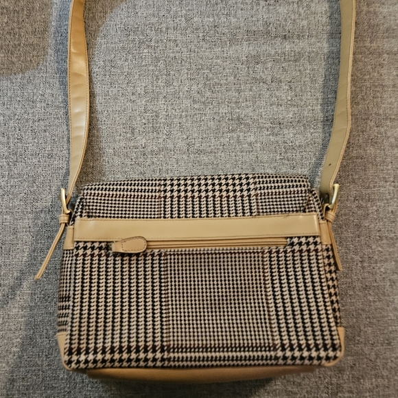 Carryland Purse - Picture 15 of 16